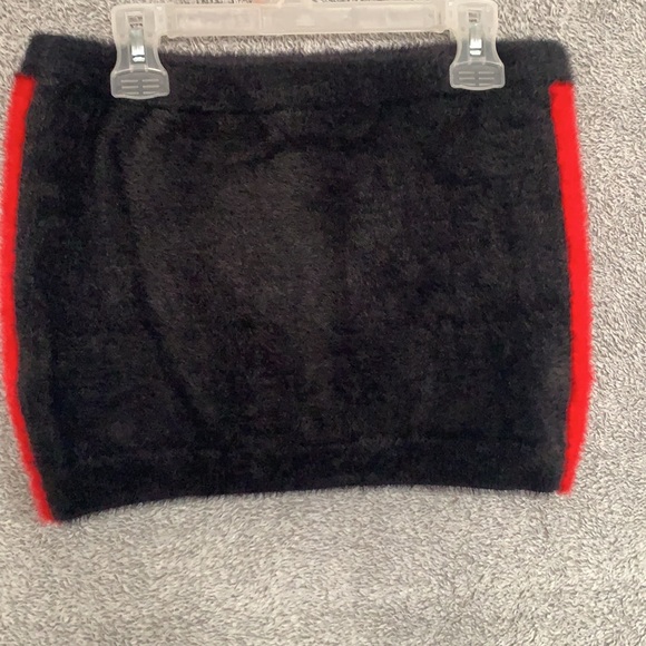 Black, red and white Tube top - Picture 2 of 2